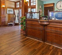 Best Western The Hotel Chequamegon Lobby