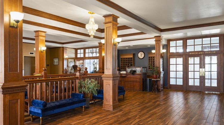 Best Western The Hotel Chequamegon Lobby
