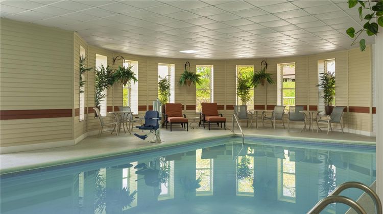 Best Western The Hotel Chequamegon Pool