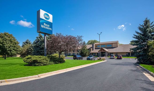 Best Western Germantown Inn Exterior