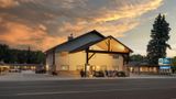<b>Best Western Sunset Inn Exterior</b>. Images powered by <a href="https://iceportal.shijigroup.com/" title="IcePortal" target="_blank">IcePortal</a>.