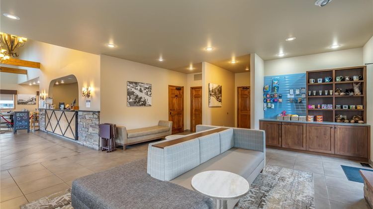 Best Western Sunset Inn Lobby