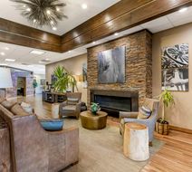 Best Western Cottontree Inn Lobby