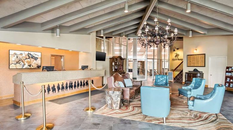 <b>Best Western Outlaw Inn Lobby</b>. Images powered by <a href="https://iceportal.shijigroup.com/" title="IcePortal" target="_blank">IcePortal</a>.