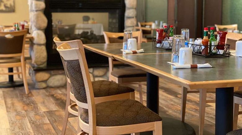 <b>Best Western Sheridan Center Restaurant</b>. Images powered by <a href="https://iceportal.shijigroup.com/" title="IcePortal" target="_blank">IcePortal</a>.