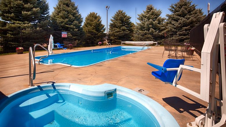 <b>Best Western Torchlite Motor Inn Pool</b>. Images powered by <a href="https://iceportal.shijigroup.com/" title="IcePortal" target="_blank">IcePortal</a>.