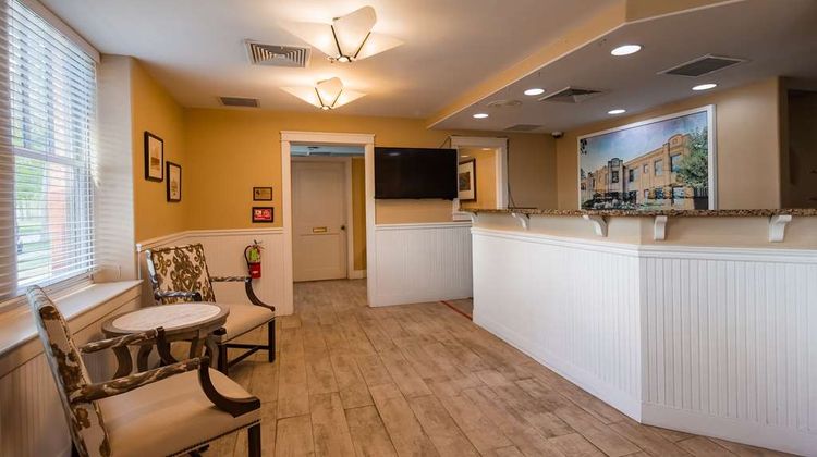 Best Western Plus Plaza Hotel Lobby