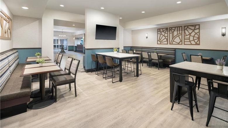 <b>Best Western Plus Frontier Inn Restaurant</b>. Images powered by <a href="https://iceportal.shijigroup.com/" title="IcePortal" target="_blank">IcePortal</a>.