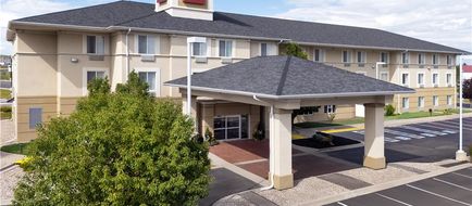 Best Western Plus Frontier Inn Exterior