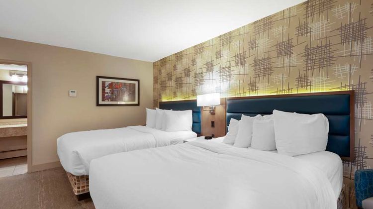 Best Western Plus City Centre Inn Room