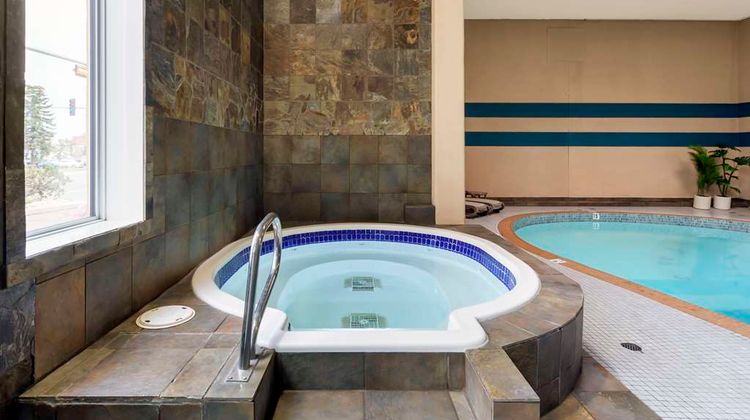 Best Western Plus City Centre Inn Pool