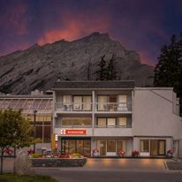 Best Western Plus Siding 29 Lodge