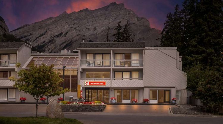Best Western Plus Siding 29 Lodge Exterior