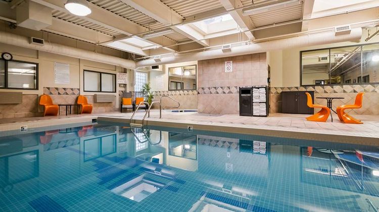 Best Western Airport Inn Pool