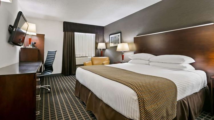 Best Western Airport Inn Room