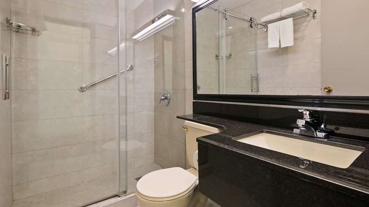 Best Western Airport Inn Room
