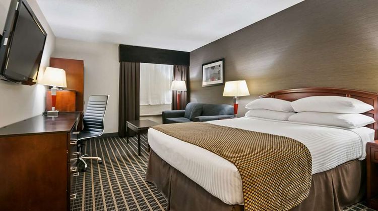 Best Western Airport Inn Room