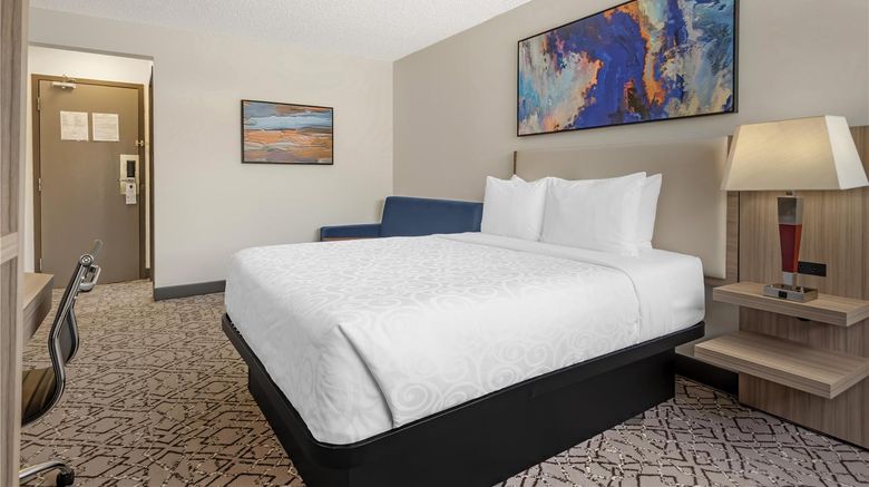 <b>Best Western Airport Inn Room</b>. Images powered by <a href="https://iceportal.shijigroup.com/" title="IcePortal" target="_blank">IcePortal</a>.