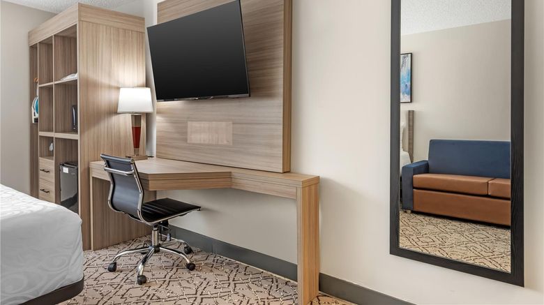 <b>Best Western Airport Inn Room</b>. Images powered by <a href="https://iceportal.shijigroup.com/" title="IcePortal" target="_blank">IcePortal</a>.