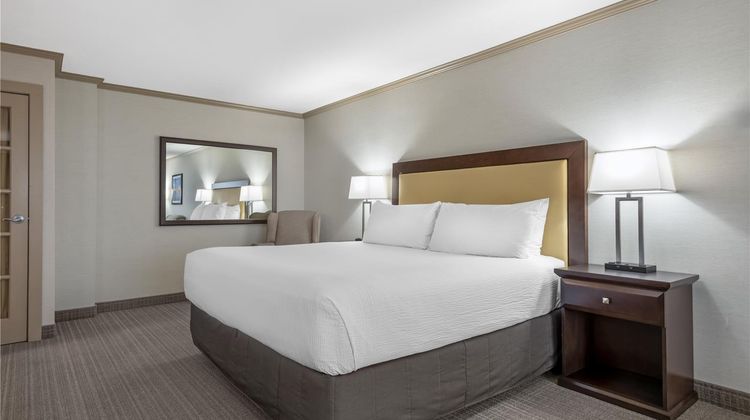 Best Western Plus Port O'Call Hotel Room
