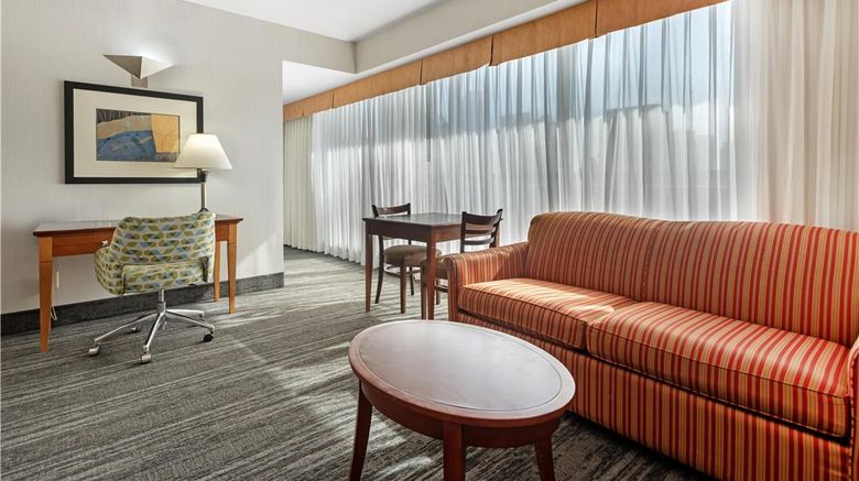 <b>Best Western Plus Suites Downtown Room</b>. Images powered by <a href="https://iceportal.shijigroup.com/" title="IcePortal" target="_blank">IcePortal</a>.