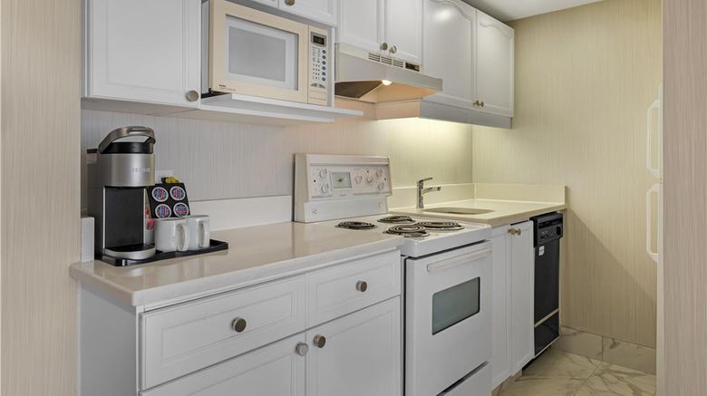<b>Best Western Plus Suites Downtown Room</b>. Images powered by <a href="https://iceportal.shijigroup.com/" title="IcePortal" target="_blank">IcePortal</a>.