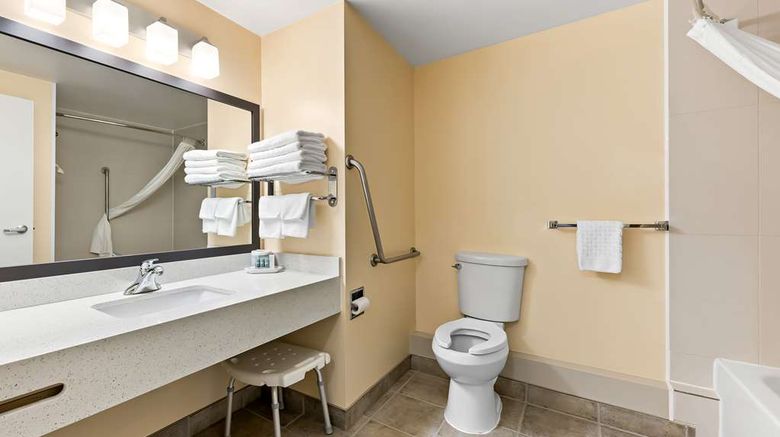 <b>Best Western of Olds Room</b>. Images powered by <a href="https://iceportal.shijigroup.com/" title="IcePortal" target="_blank">IcePortal</a>.