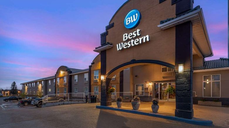 Best Western Strathmore Inn Exterior. Images powered by <a href="https://iceportal.shijigroup.com" target="_blank" rel="noopener">Ice Portal</a>.