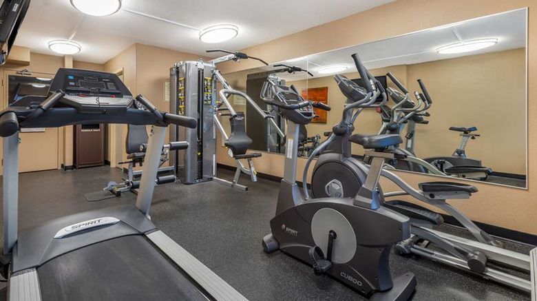 <b>Best Western Strathmore Inn Health</b>. Images powered by <a href="https://iceportal.shijigroup.com/" title="IcePortal" target="_blank">IcePortal</a>.