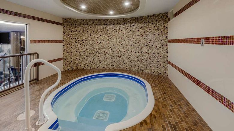 <b>Best Western Premier Denham Inn & Suites Spa</b>. Images powered by <a href="https://iceportal.shijigroup.com/" title="IcePortal" target="_blank">IcePortal</a>.