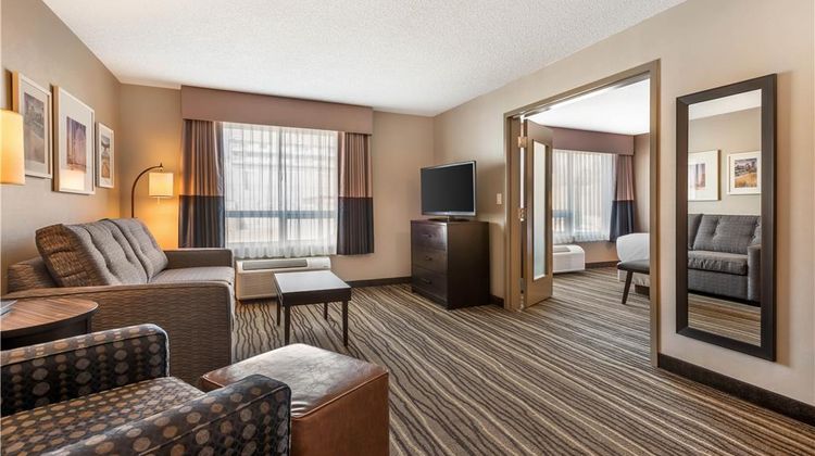 Best Western Plus Calgary Centre Inn Room