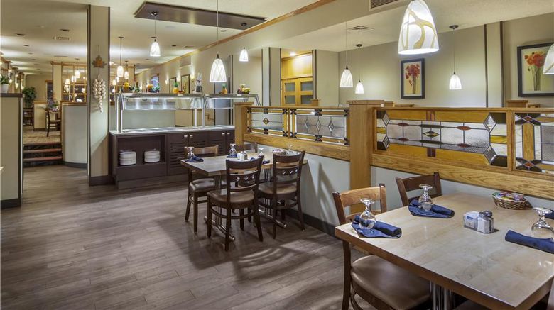 <b>Best Western Wayside Inn Restaurant</b>. Images powered by <a href="https://iceportal.shijigroup.com/" title="IcePortal" target="_blank">IcePortal</a>.