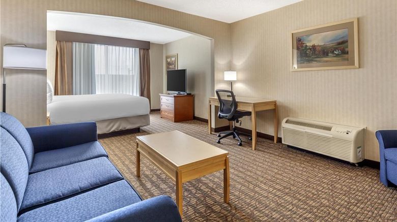 <b>Best Western Cold Lake Inn Room</b>. Images powered by <a href="https://iceportal.shijigroup.com/" title="IcePortal" target="_blank">IcePortal</a>.