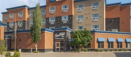 Best Western Cold Lake Inn Exterior