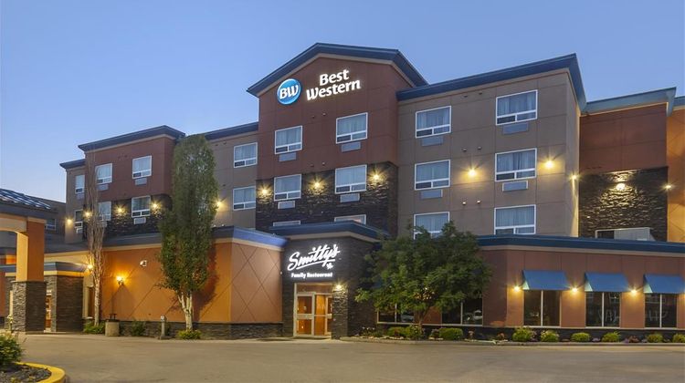Best Western Cold Lake Inn Exterior