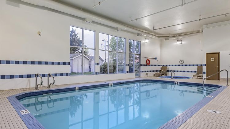 Best Western Plus Red Deer Inn & Suites Pool