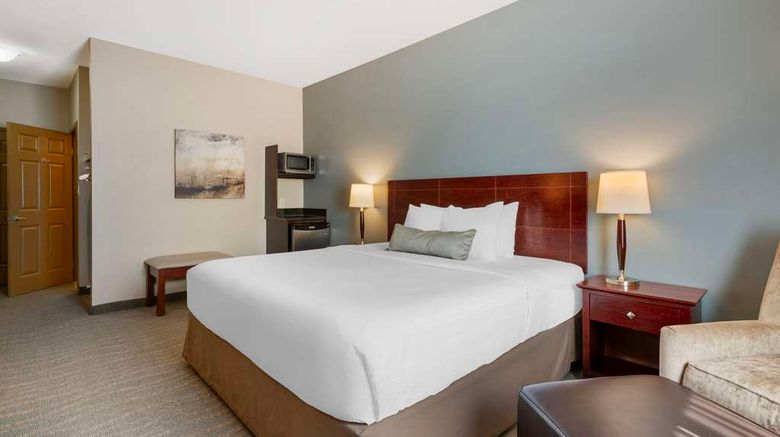 <b>Best Western Rocky Mtn House Inn & Stes Room</b>. Images powered by <a href="https://iceportal.shijigroup.com/" title="IcePortal" target="_blank">IcePortal</a>.