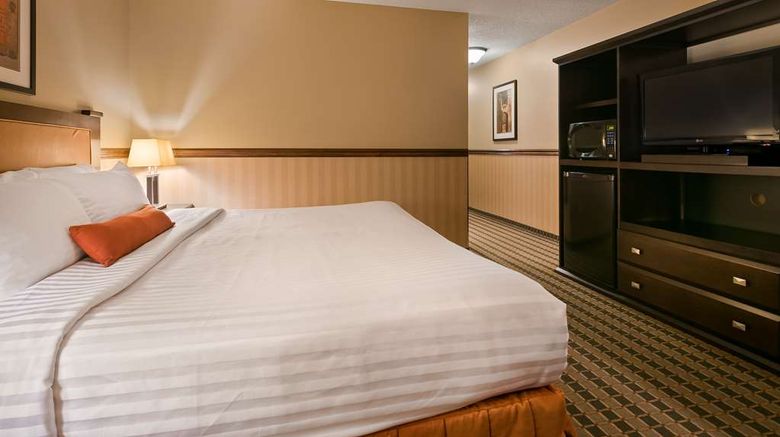 <b>Best Western Diamond Inn Room</b>. Images powered by <a href="https://iceportal.shijigroup.com/" title="IcePortal" target="_blank">IcePortal</a>.