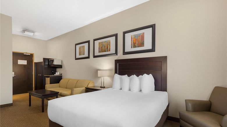 <b>Best Western Bonnyville Inn & Suites Room</b>. Images powered by <a href="https://iceportal.shijigroup.com/" title="IcePortal" target="_blank">IcePortal</a>.