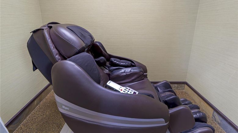 <b>Best Western Bonnyville Inn & Suites Spa</b>. Images powered by <a href="https://iceportal.shijigroup.com/" title="IcePortal" target="_blank">IcePortal</a>.