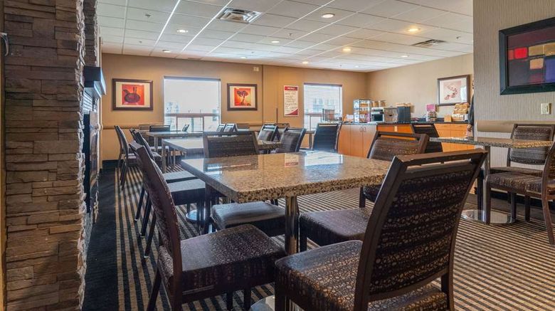 <b>Best Western Plus South Edmonton Inn/Ste Restaurant</b>. Images powered by <a href="https://iceportal.shijigroup.com/" title="IcePortal" target="_blank">IcePortal</a>.