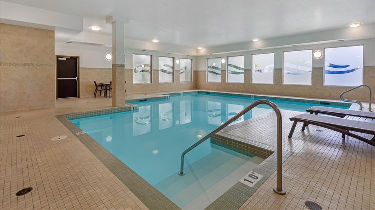 Best Western Plus The Inn at St. Albert Pool