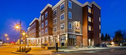 Best Western Plus Chateau Sylvan Lake Exterior