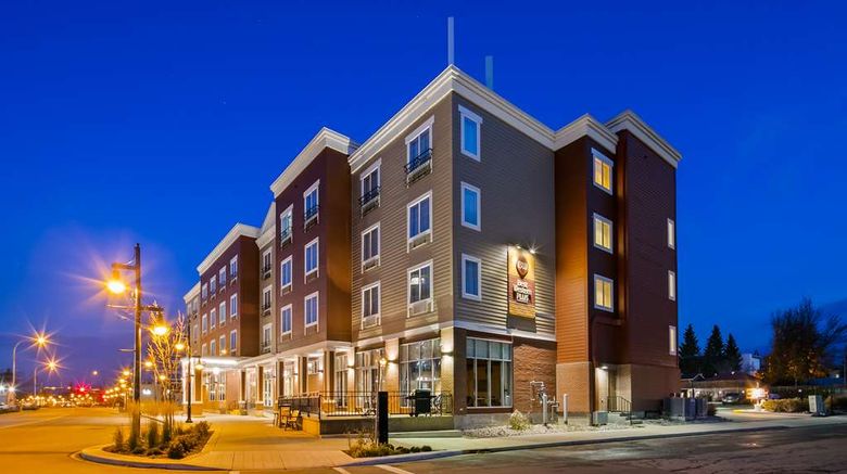 Best Western Plus Chateau Sylvan Lake Exterior. Images powered by <a href="https://iceportal.shijigroup.com" target="_blank" rel="noopener">Ice Portal</a>.
