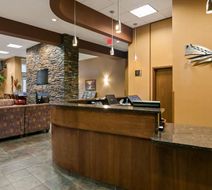 Best Western Plus Chateau Sylvan Lake Lobby