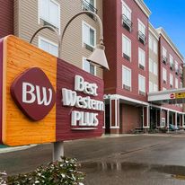 Best Western Plus Chateau Sylvan Lake