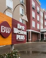 Best Western Plus Chateau Sylvan Lake