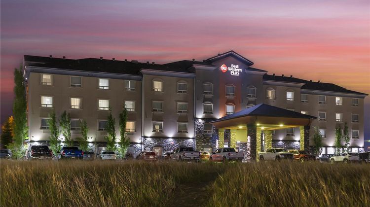 Best Western Plus Sherwood Inn & Suites Exterior