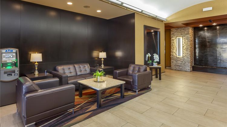 Best Western Plus Sherwood Inn & Suites Lobby