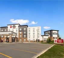 Best Western Plus Service Inn & Suites Exterior